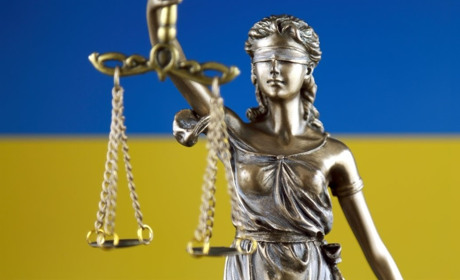 Справу псевдопродавця з Білопілля, який продавав військовим неіснуюче спорядження, направили до суду