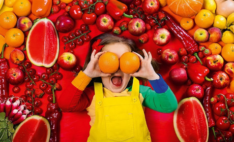 Ми порівняли ціни на продукти харчування для садочків Сватового і інших закладів області: де дорожче