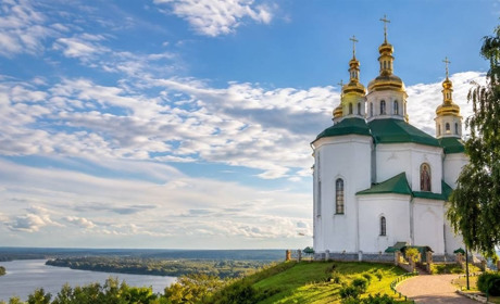 Свята, пости і знакові дні: що готує липневий церковний календар українцям