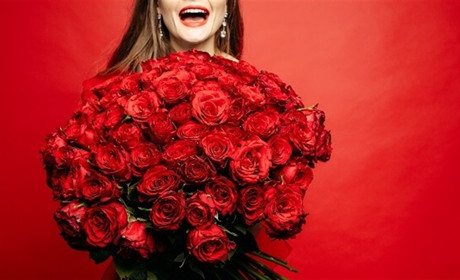 Чи варто обирати букет з 51 троянди замість 101