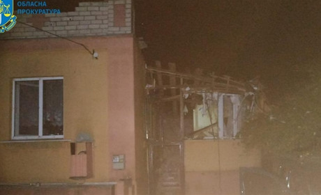 Окупанти вночі обстріляли Херсонську громаду: поранена жінка померла у лікарні