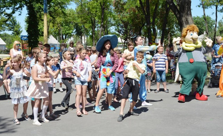 До Дня захисту дітей - розважальні програми