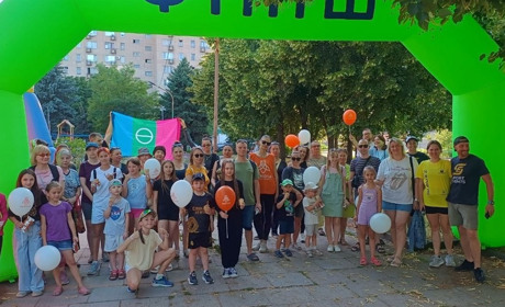Як у Жовтих Водах пройшов «День ходьби»: фото, емоції та благодійний збір