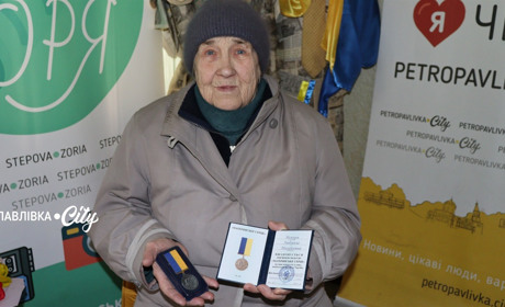 «Материнське серце» для мами Героя: у Петропавлівці вшанували Людмилу Немирю