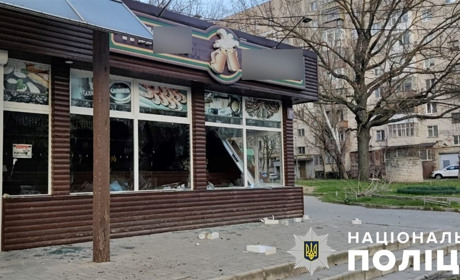 Загарбники гатили по Херсонщині: шість людей поранено, пошкоджено інфраструктуру