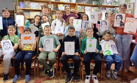 У бібліотеці для дітей провели майстер-клас зі скетч портрету