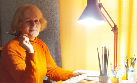 «Коли пишу картини, забуваю про все»: 10 фактів про уманську художницю Людмилу Довгань