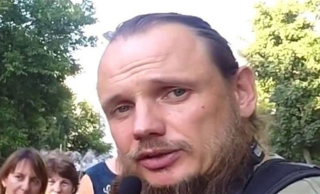 До координатора «славянских пробежек» Кирила Стремоусова завітала СБУ. Він повідомив про обшук