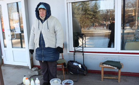«Ми вже акліматизовані!»: старокостянтинівці розповідають про роботу на вулиці