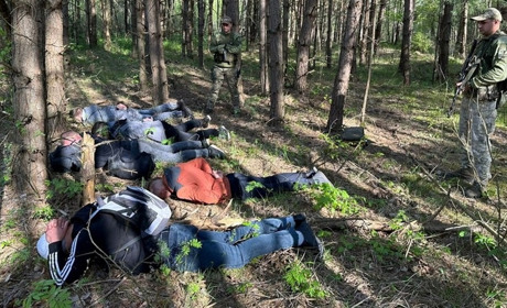 Прикордонники затримали чоловіків з Житомирщини — намагалися потрапити до ЄС, щоб працевлаштуватися