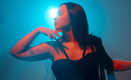 Харківська співачка Marie Hellstein випустила альбом SENSORIUM — 41-пісенну антологію почуттів