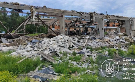 Російська атака на Тростянець завдала екологічних збитків на 46,5 млн грн