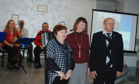 Краєзнавці у Покровську презентували історичний фотокалендар