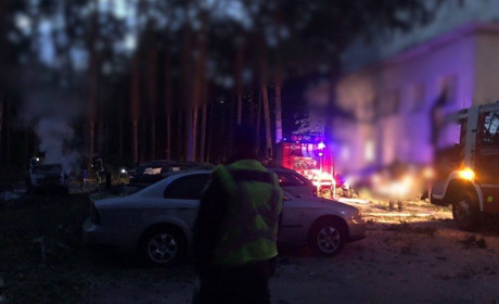 Внаслідок нічної ракетної атаки на Київщині пошкоджено поліклініку та приватні будинки