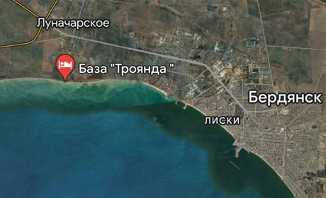 В селі Азовському під Бердянськом бавовна по можливому місцю дислокації окупантів