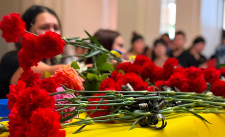 У Первомайську попрощалися із 23-річним захисником України Станіславом Солом'яним