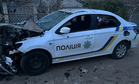 Наслідки ворожих обстрілів Херсонської області 4 листопада у світлинах та відео
