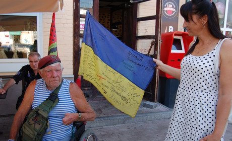 Ось такі вони, наші люди. Справжні. Сильні. Незламні...