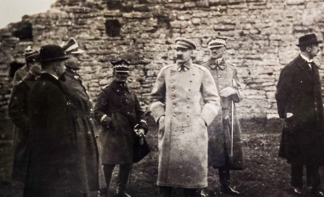 Відвідини Кременеччини Юзефом Пілсудським, сто років тому. Що писали місцеві видання