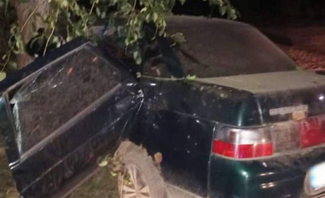 Водій не впорався із керуванням, загинув пасажир: ДТП сталася у Кривому Озері, шукають свідків