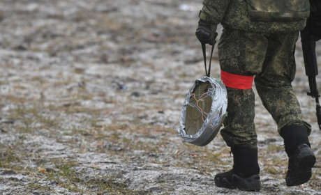 На лівобережжі Херсонщини росіяни відмовляються іти на штурм та підриваються на власних мінах