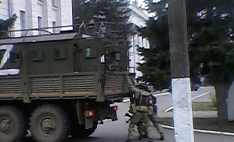 18 прильотів: Нова Каховка цілий день під безперервним вогнем