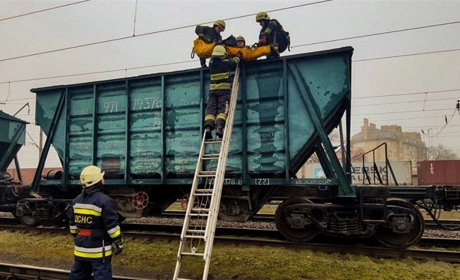 Нещасний випадок на Одещині. Підлітків вразив струм, один з них загинув, інший у лікарні