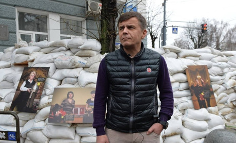 Один долар на банківському рахунку та мільйонний дохід у дружини: декларація мера Житомира