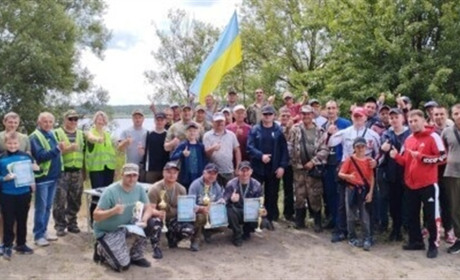 Рибалки зібрали для Збройних сил України понад 23 тисячі гривень