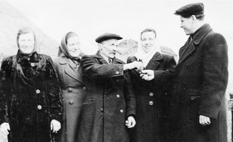 Великдень у Старокостянтинові шістдесят і більше років тому. Фотоісторія у знайдених знімках