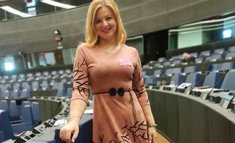 Оксана Шахова з Чорткова - лавреатка премії Верховної Ради України