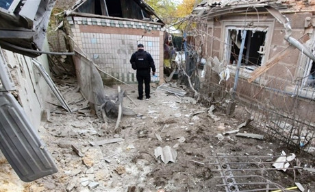 Загарбники атакували 22 населених пункти Херсонщини: двоє поранених, понівечені автомобілі