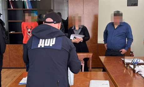 На Одещині затримали посадовців Держспоживслужби: хотіли хабар 22,5 тис доларів та 32 тис грн