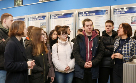 Екскурсії для старшокласників міста-супутника Хмельницької АЕС завершилися