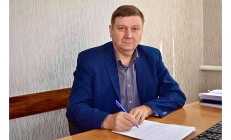 Токар, вчитель, секретар: Олександр Ковальов має понад 35 років трудового стажу в державній службі