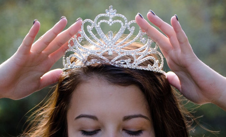 У Сватовому пройде конкурс краси «Міс Сватівщини-2019». Дівчата, встигніть зареєструватися (зміни)