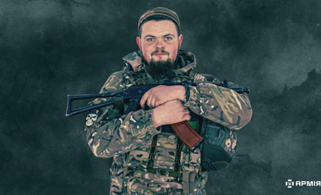 "Треба їх гнати звідси": історія Дмитра з 30 ОМБр, який працює на "віджатому" танку Т-72