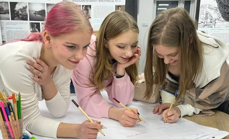 Бізнес-освіта для молоді у Звягелі: підлітки навчаються підприємництву від експертів