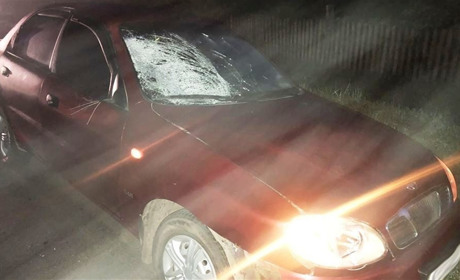 Глибокої ночі між селами Бутини і Двірці Сокальського району на автодорозі загинув 19-річний пішохід
