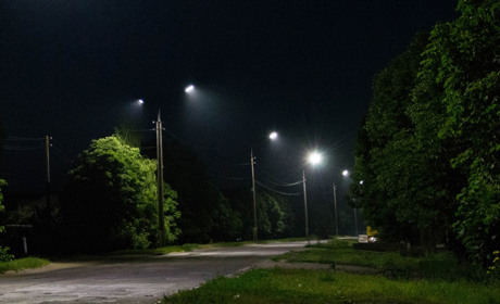 Коли буде освітлення на вулиці Красноріченській у Сватовому?