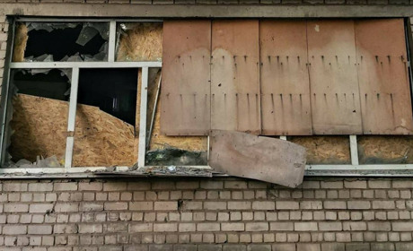 На Херсонщині окупанти завдали ударів по критичній та соціальній інфраструктурі, житлових кварталах