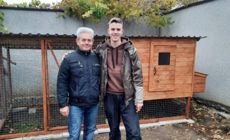 Як вмістити виробництво у мікроавтобус, вивезти з окупації і відновити його. Досвід родини з Херсона