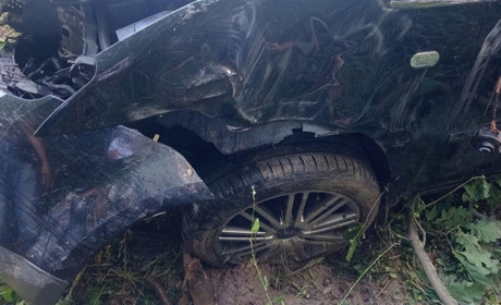 Звягелянин не впорався з керуванням автівки та з’їхав у кювет — дві пасажирки госпіталізовані