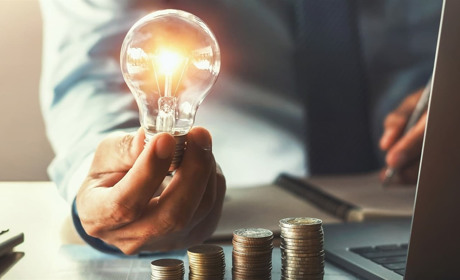 Тарифи на електрику виростуть. Експерти пояснюють, чому і на скільки