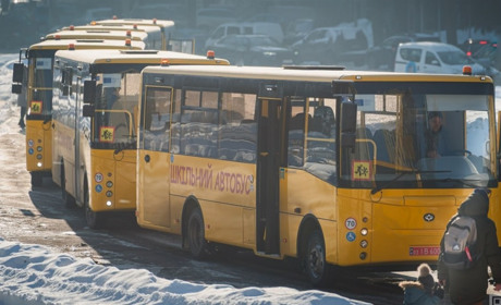 «Ми станемо ще мобільніші»: дві громади Сарненщини поповнили автопарк у закладах освіти