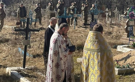 Переяславщина попрощалася з молодим захисником України Ярославом Подоляном