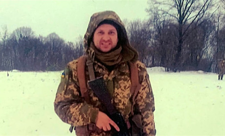 Любив життя та людей: Пам'яті нашого захисника Дмитра Олійнічука