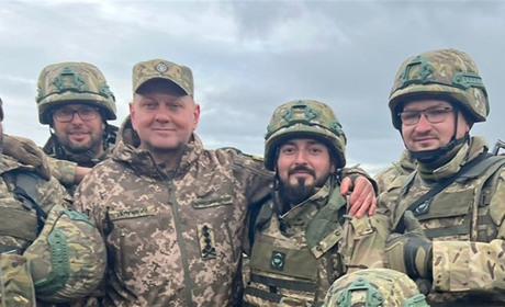 Валерій Залужний зустрівся з військовослужбовцями зі Звягеля