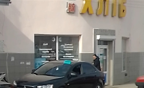 Конфлікт у Біляївці між нелегальними та легальними таксі: в мерії планують зустріч за участі поліції