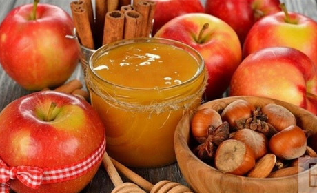 Медовий, Яблучний та Горіховий Спаси